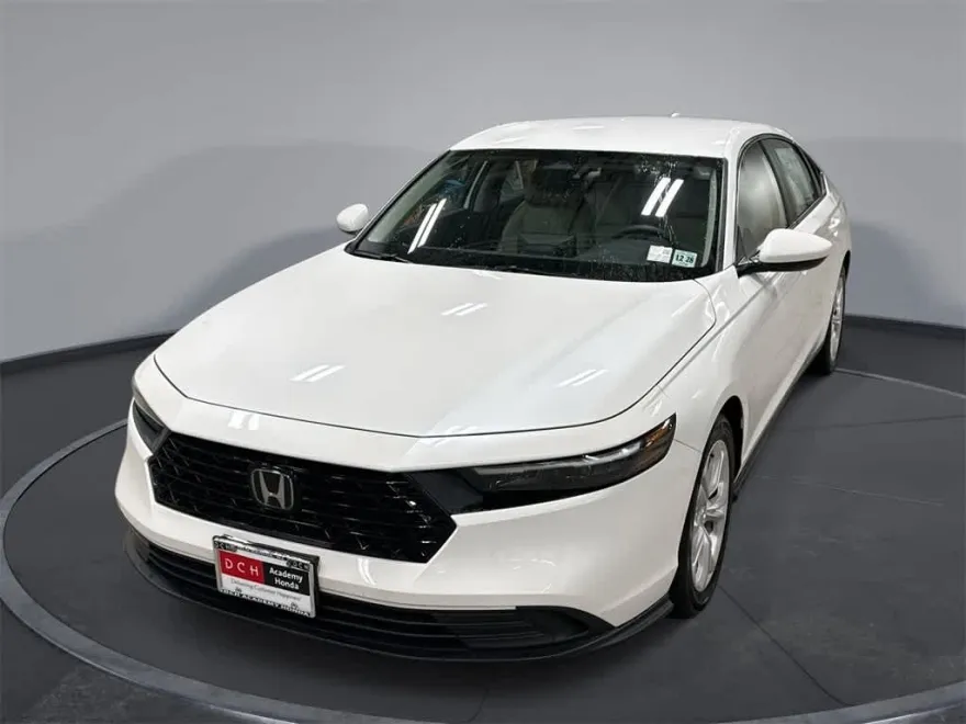 2024 Honda Accord LX photo 1
