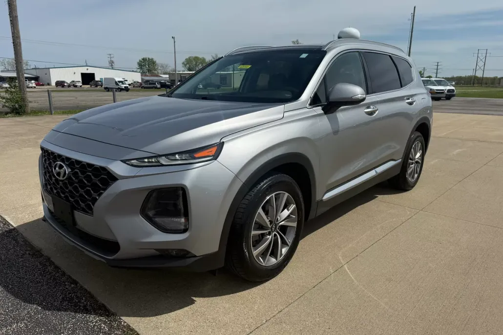 2020 Hyundai Santa Fe SEL photo 1