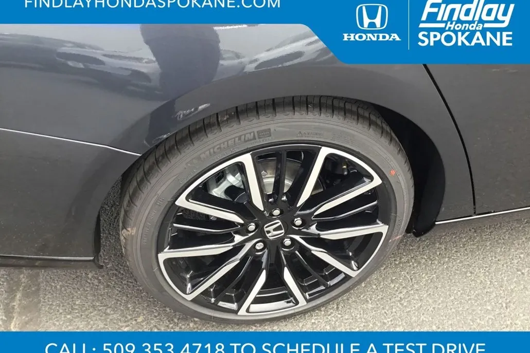 2025 Honda Accord Hybrid Touring photo 1