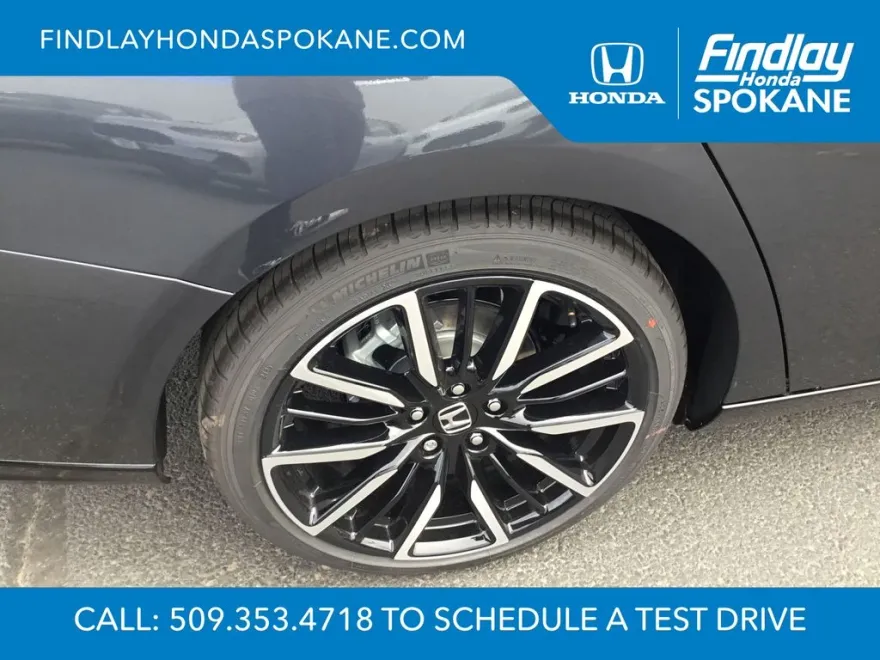 2025 Honda Accord Hybrid Touring photo 1