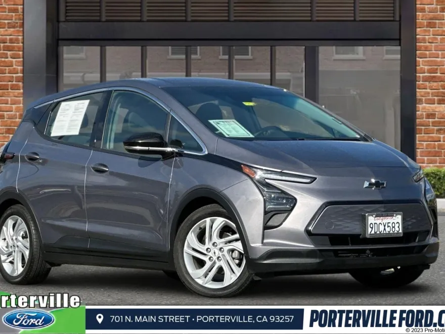 2023 Chevrolet Bolt EV 1LT photo 1