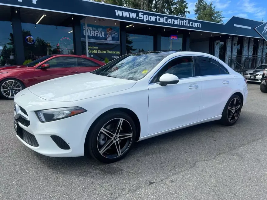 2021 Mercedes Benz A 220 4MATIC photo 1