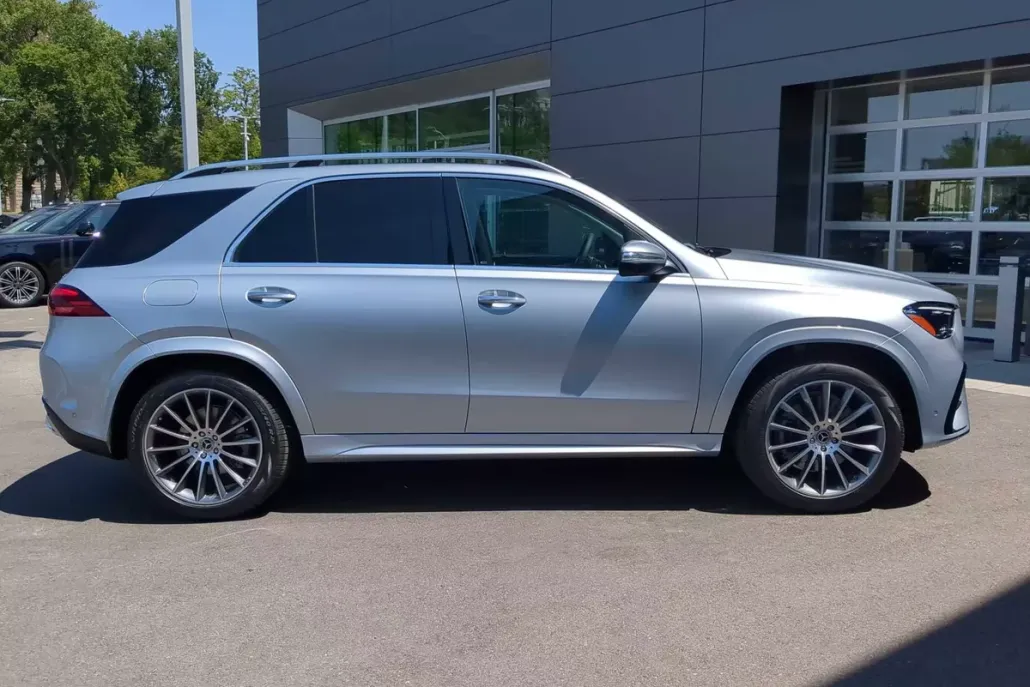 2024 Mercedes Benz GLE 350 4MATIC photo 1
