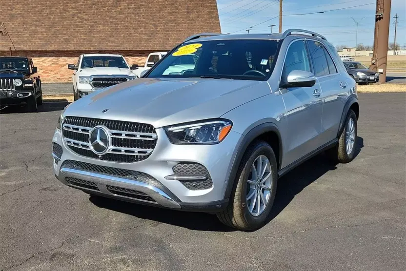 2024 Mercedes Benz GLE 450e 4MATIC photo 1