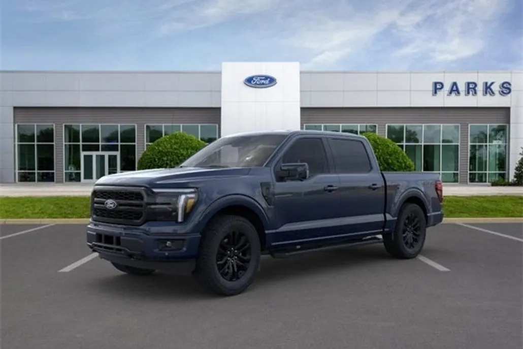 2025 Ford F-150 Lariat photo 1