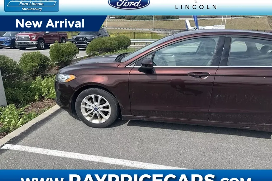 2019 Ford Fusion SE photo 1