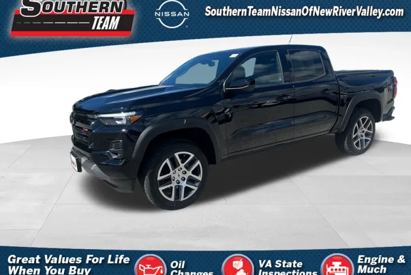 2024 Chevrolet Colorado Z71 photo 1