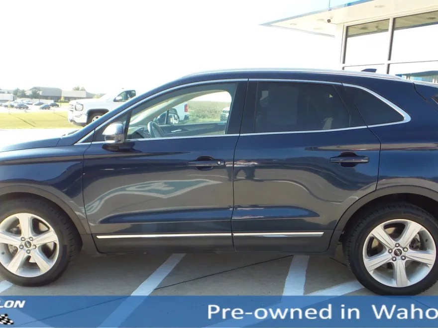 2017 Lincoln MKC Premiere photo 1