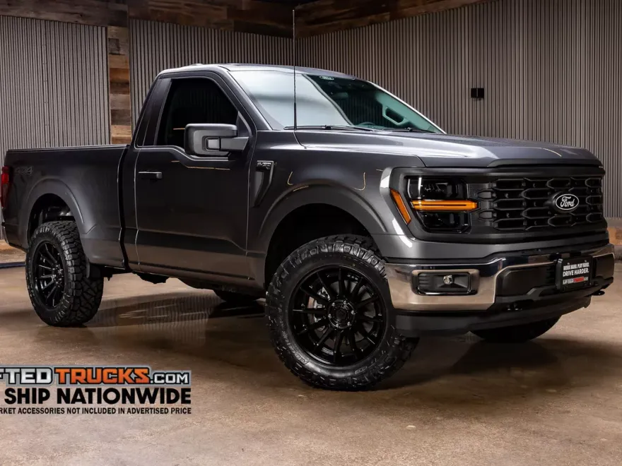 2025 Ford F-150 XL photo 1