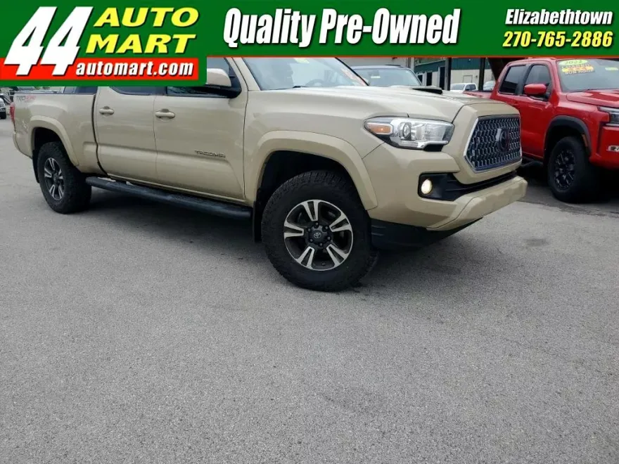 2019 Toyota Tacoma SR5 photo 1