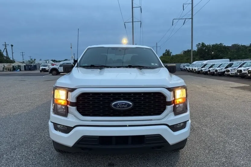 2023 Ford F-150 XL photo 1