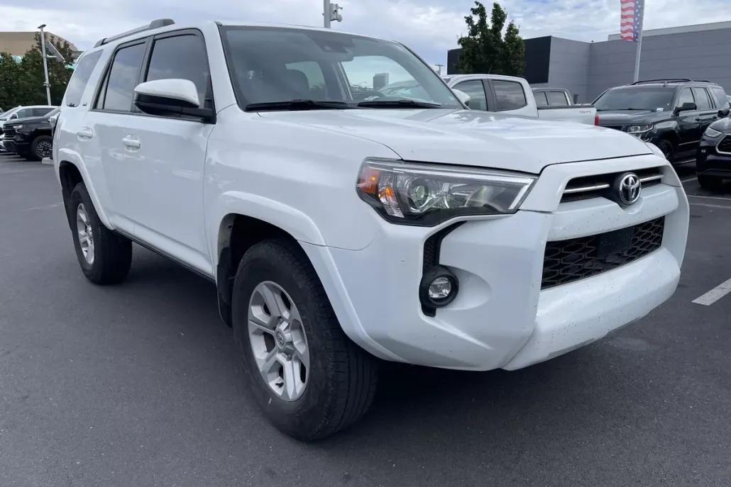 2023 Toyota 4Runner SR5 photo 1