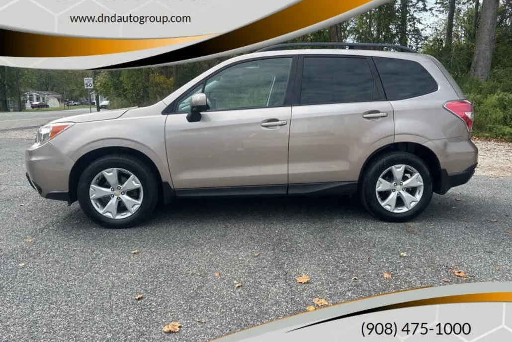 2015 Subaru Forester Premium photo 1