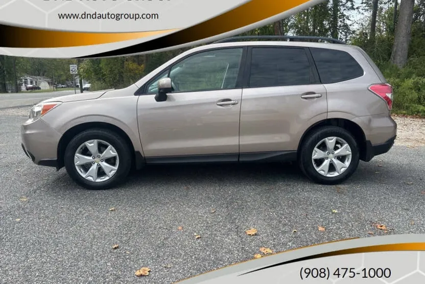 2015 Subaru Forester Premium photo 1