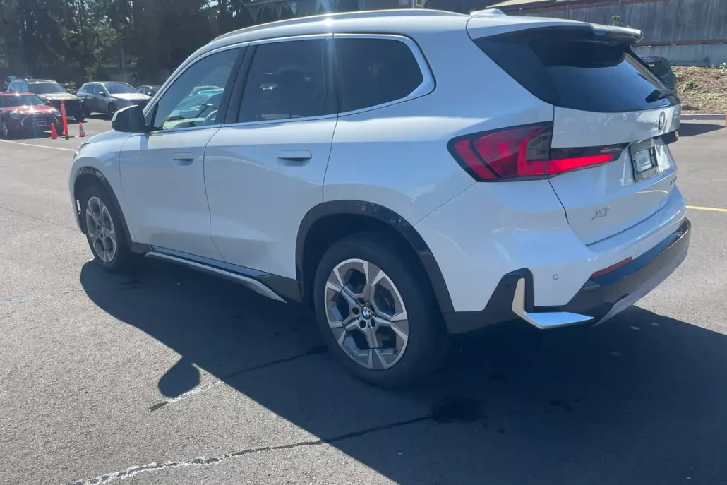 2025 Bmw X1 XDrive28i photo 1
