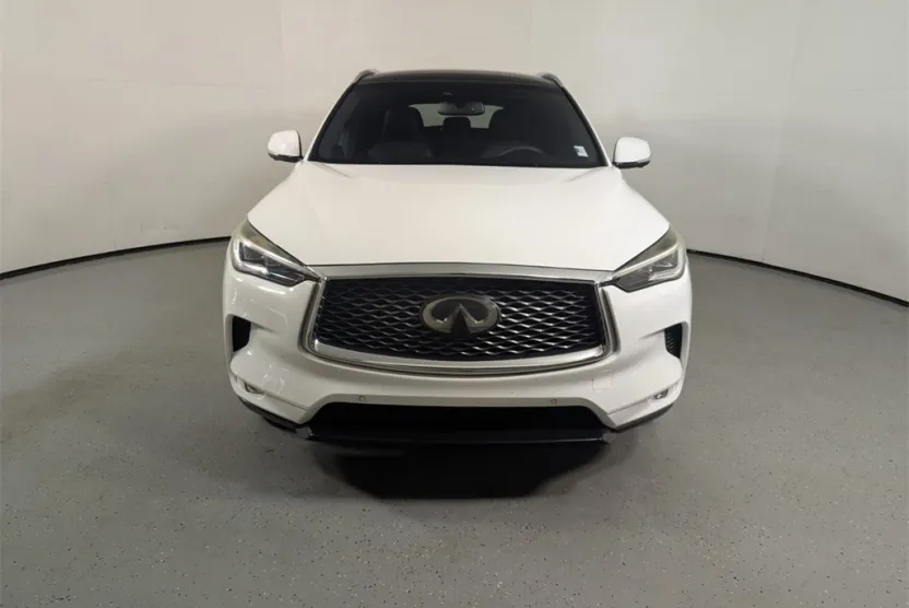 2019 Infiniti QX50 Essential photo 1