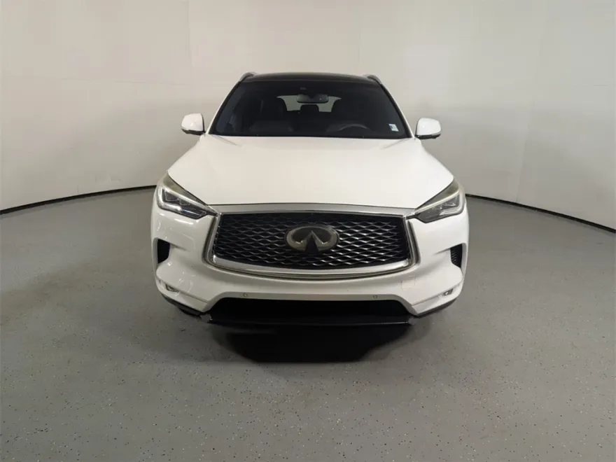 2019 Infiniti QX50 Essential photo 1