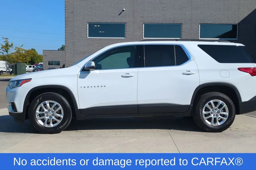 2021 Chevrolet Traverse photo 1