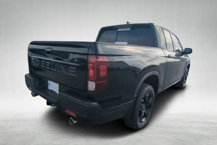 2026 Honda Ridgeline Black Edition photo 1