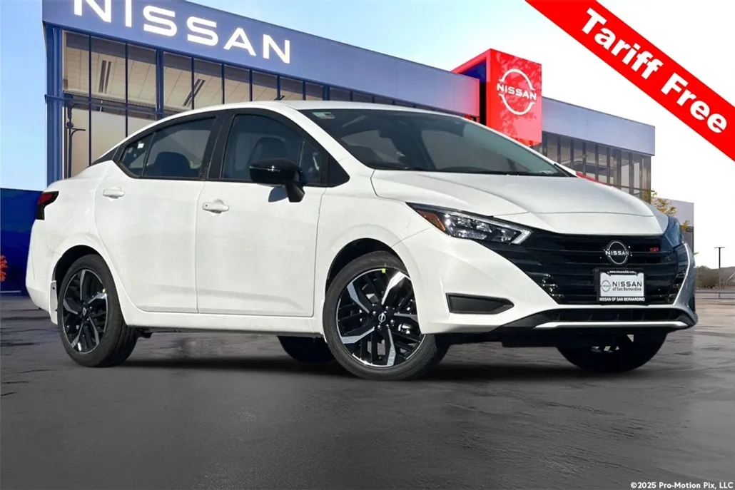 2025 Nissan Versa 1.6 SR photo 1