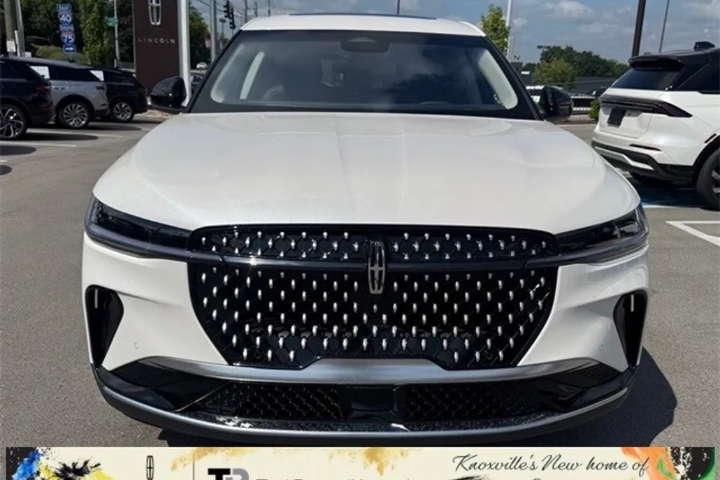 2025 Lincoln Nautilus Premiere photo 1