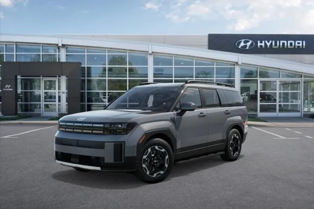 2025 Hyundai Santa Fe SEL photo 1