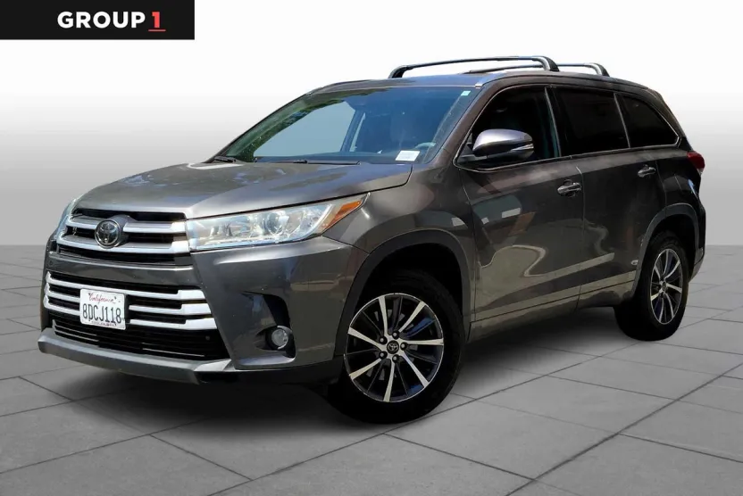 2018 Toyota Highlander XLE photo 1