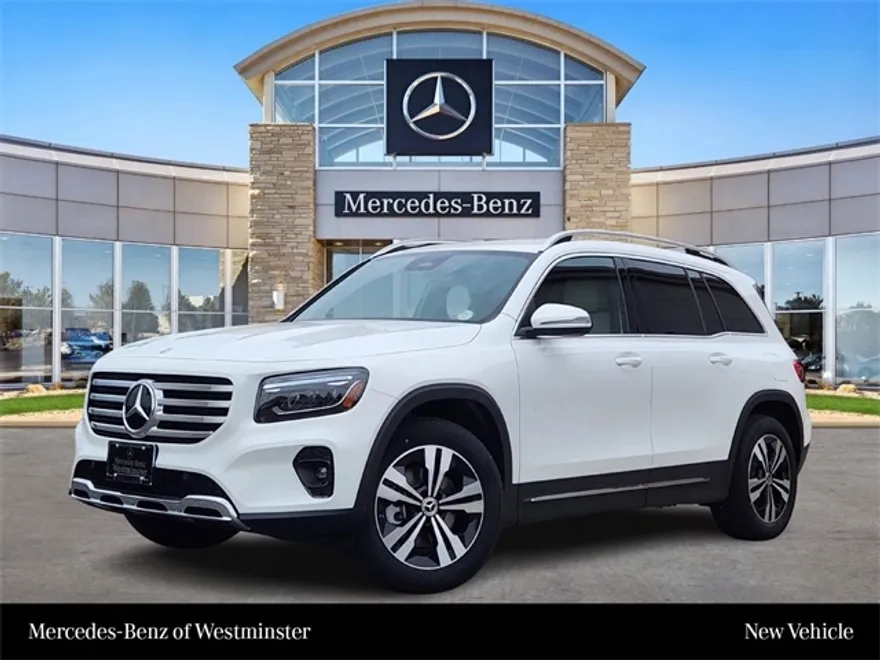 2025 Mercedes Benz GLB 250 4MATIC photo 1