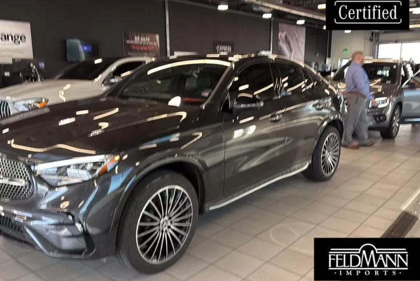 2024 Mercedes Benz GLC 4MATIC 300 photo 1