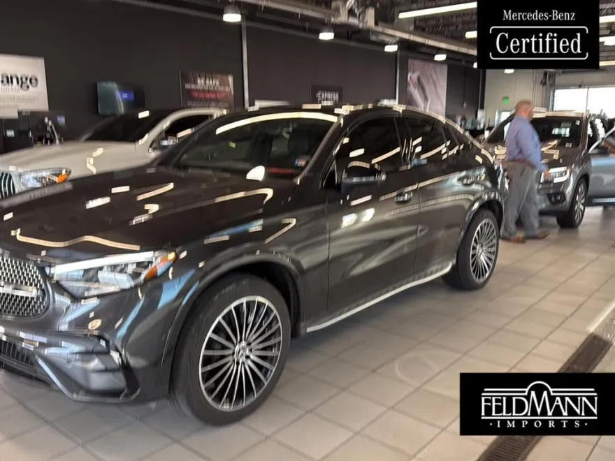 2024 Mercedes Benz GLC 4MATIC 300 photo 1