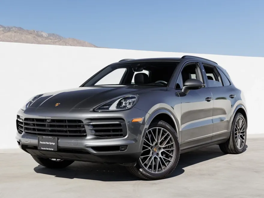 2023 Porsche Cayenne Platinum Edition photo 1