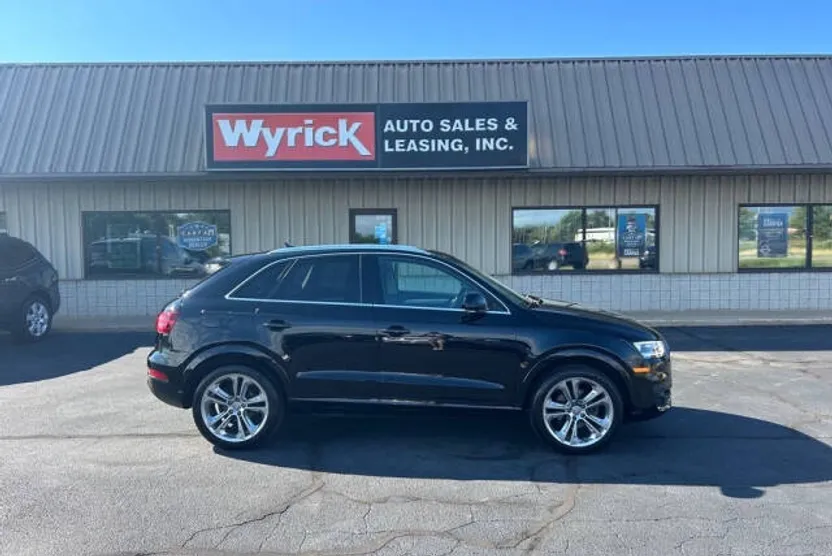 2015 Audi Q3 Premium Plus photo 1