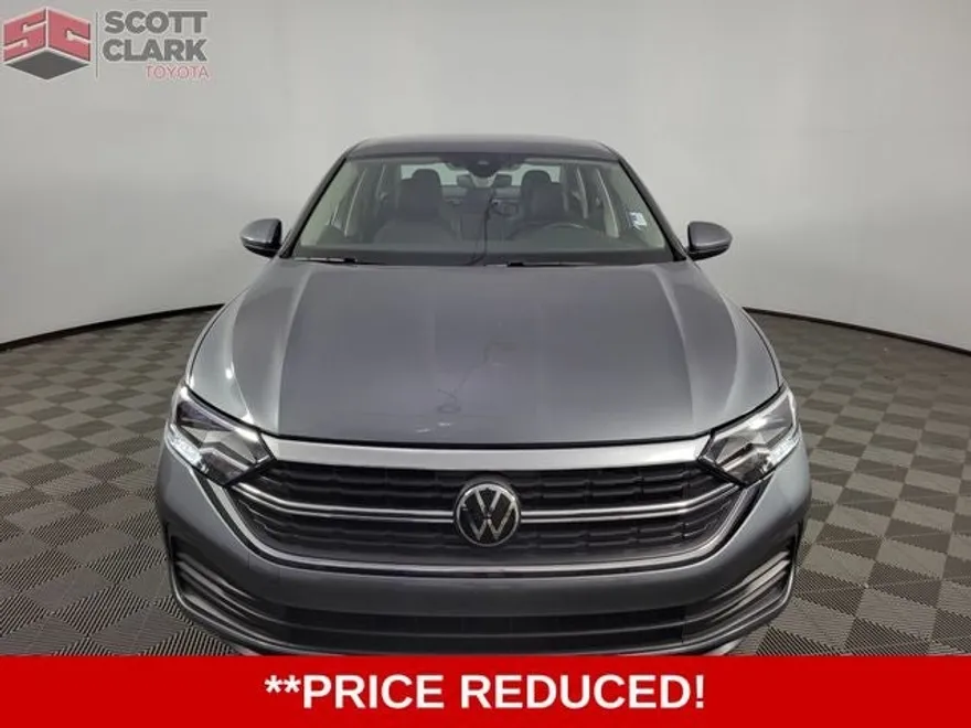 2024 Volkswagen Jetta 1.5T photo 1