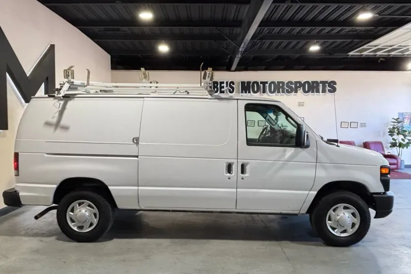 2012 Ford E-250 photo 1