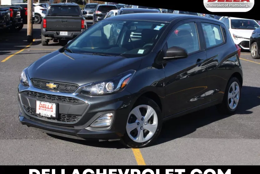 2022 Chevrolet Spark LS photo 1
