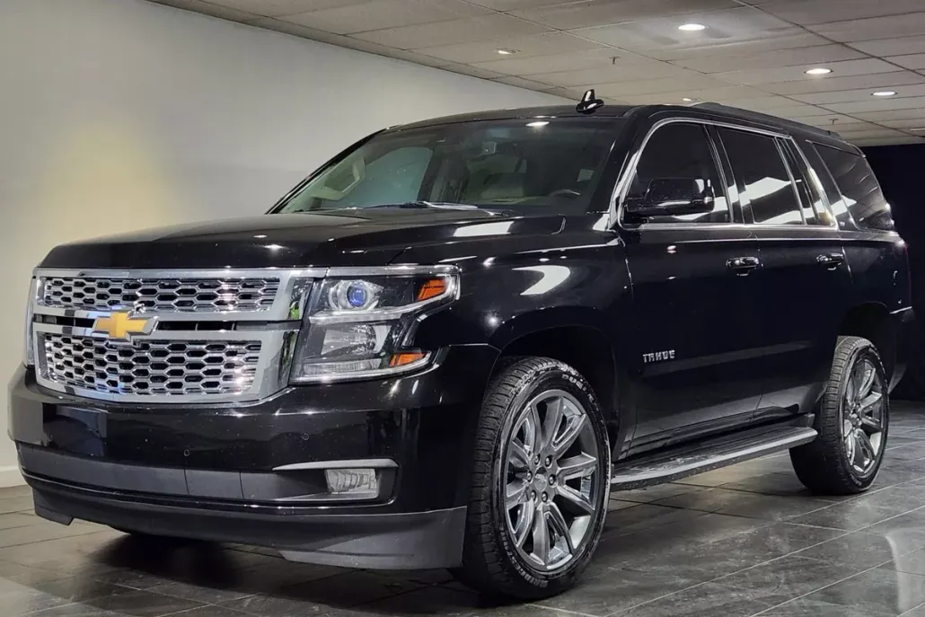 2017 Chevrolet Tahoe LT photo 1