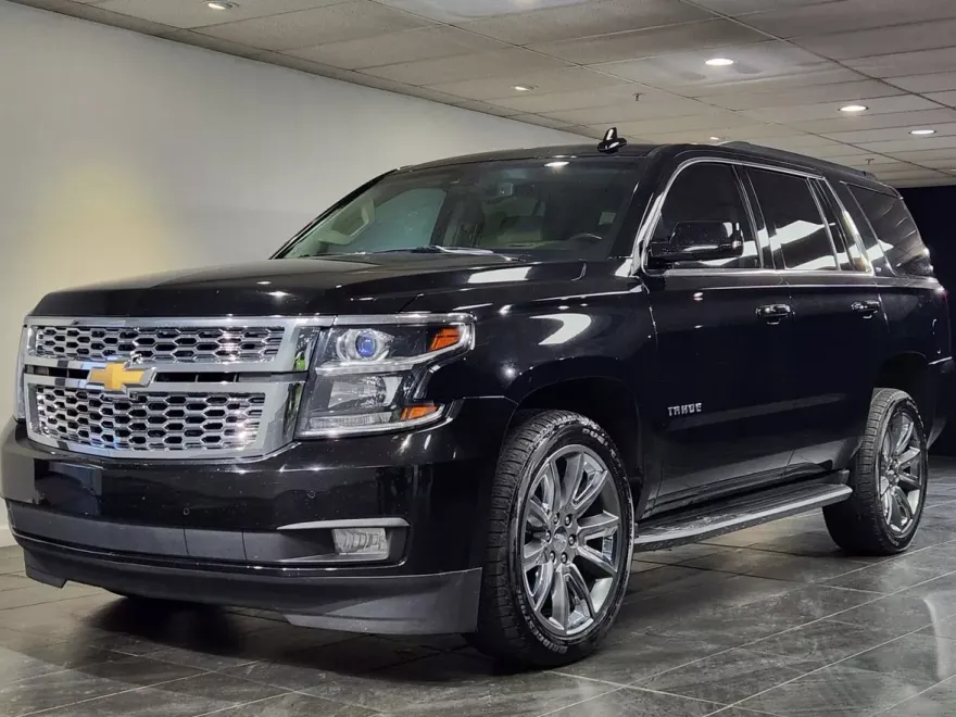 2017 Chevrolet Tahoe LT photo 1