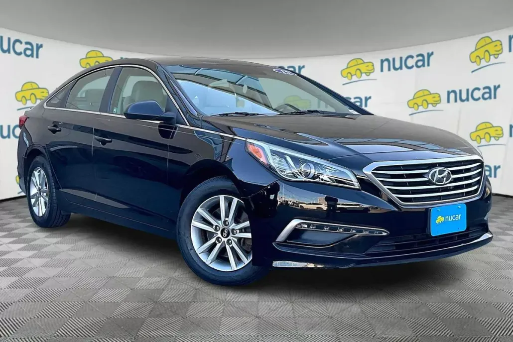 2015 Hyundai Sonata SE photo 1