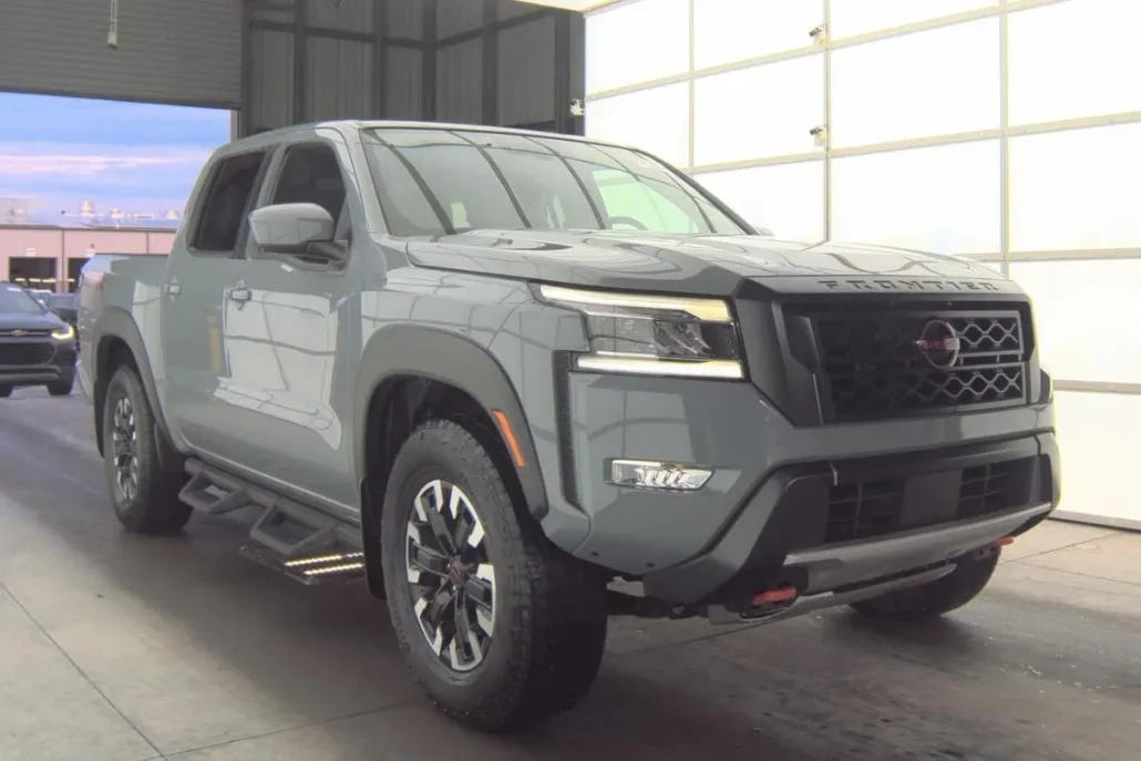 2024 Nissan Frontier PRO-4X photo 1