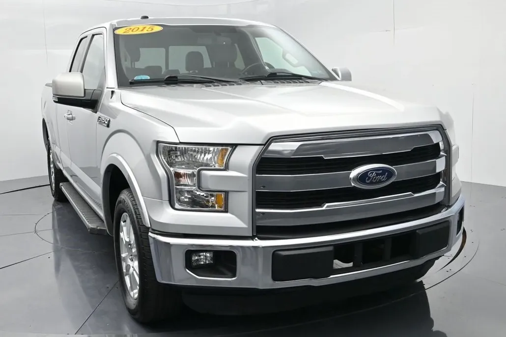 2015 Ford F-150 Lariat photo 1