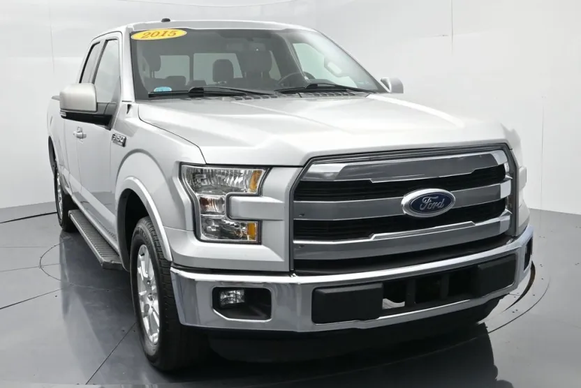 2015 Ford F-150 Lariat photo 1