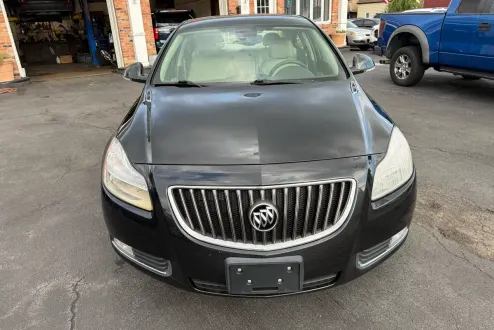 2012 Buick Regal Premium photo 2