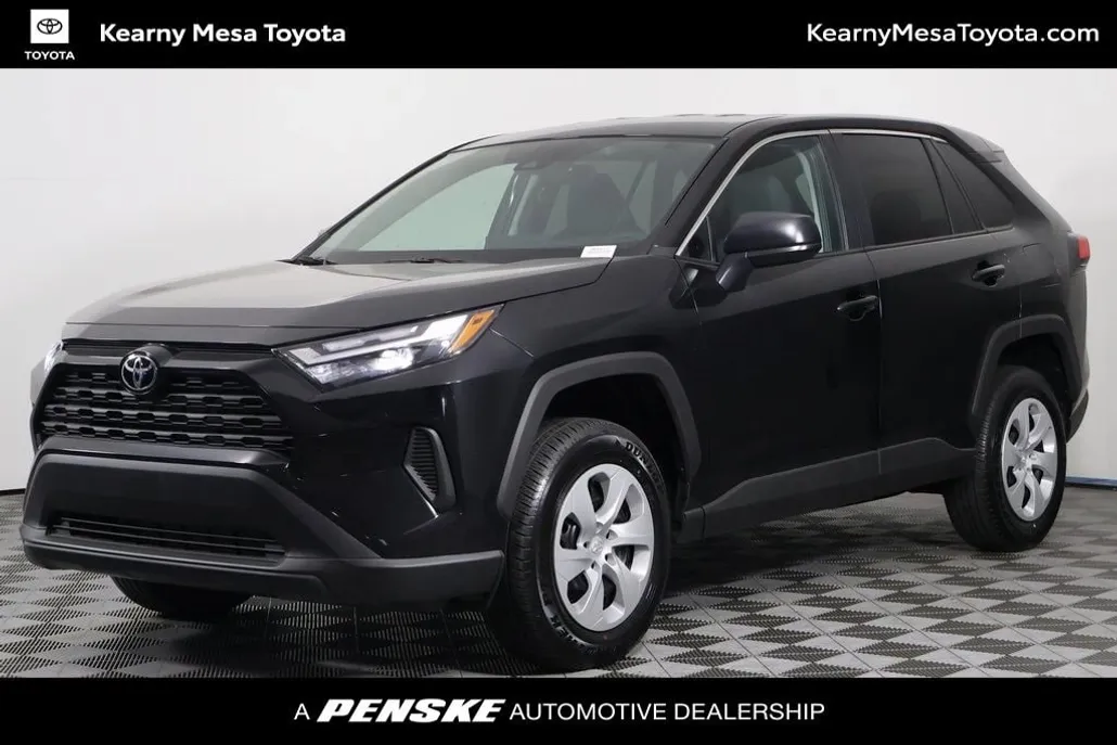 2025 Toyota RAV4 LE photo 1