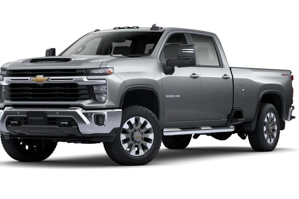 2025 Chevrolet Silverado 3500HD LT photo 1