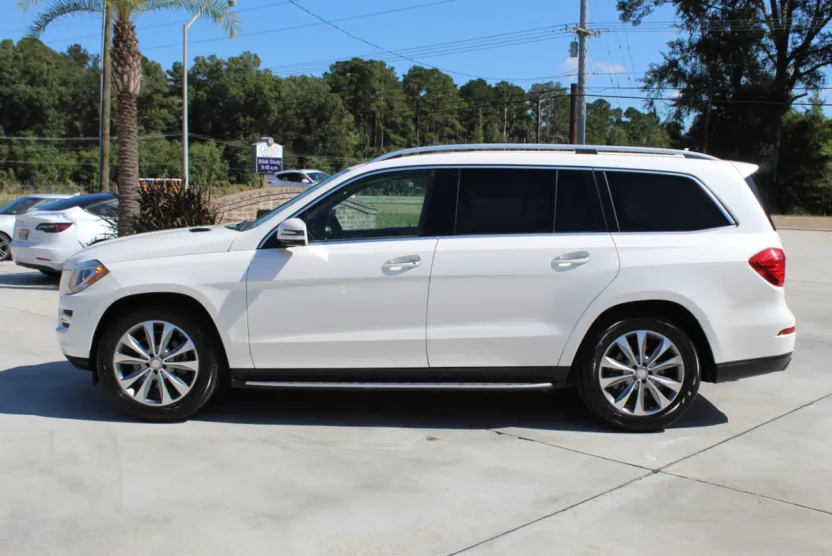 2015 Mercedes Benz GL 450 photo 1