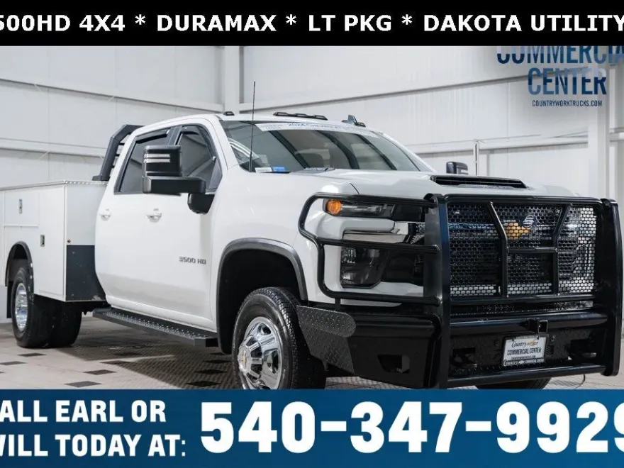 2024 Chevrolet Silverado 3500HD LT photo 1