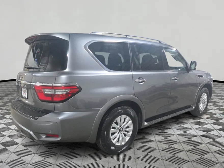 2023 Nissan Armada SV photo 1