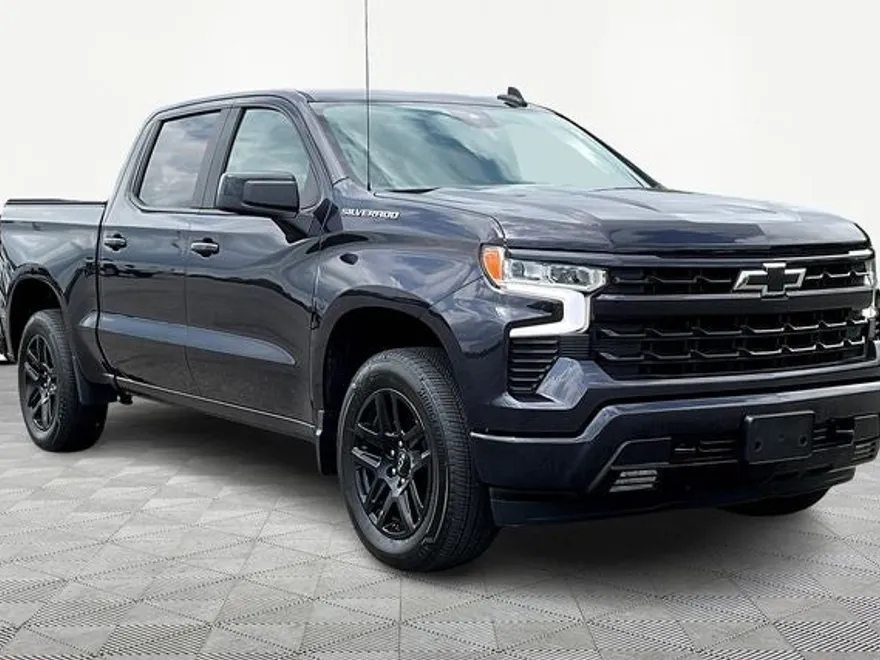 2024 Chevrolet Silverado 1500 RST photo 1