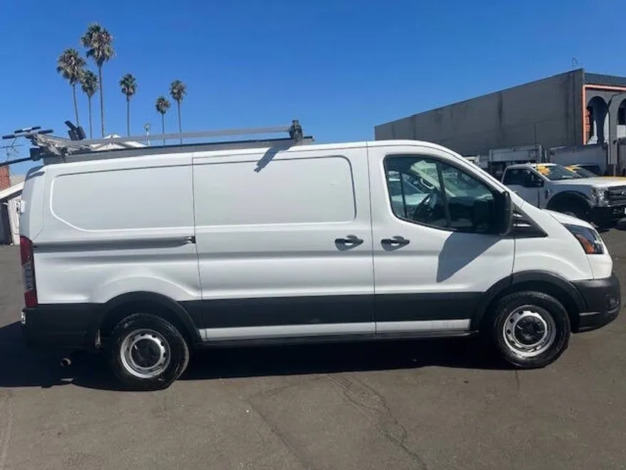 2020 Ford Transit Cargo Van photo 1