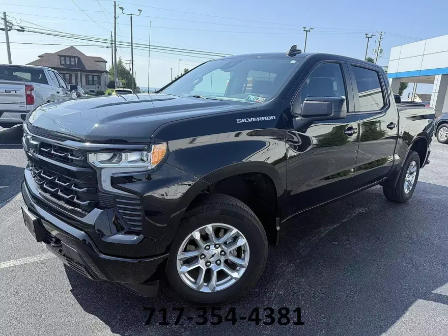 2023 Chevrolet Silverado 1500 RST photo 1